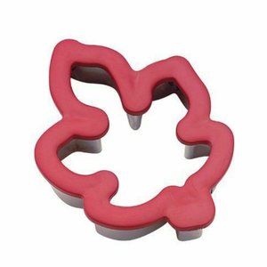 Wilton Maple Leaf Comfort Grip Cutter